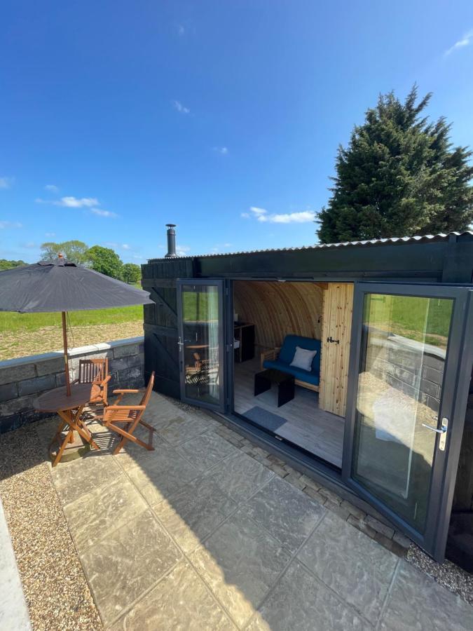 Henny Riverside Glamping Sudbury  Exterior foto